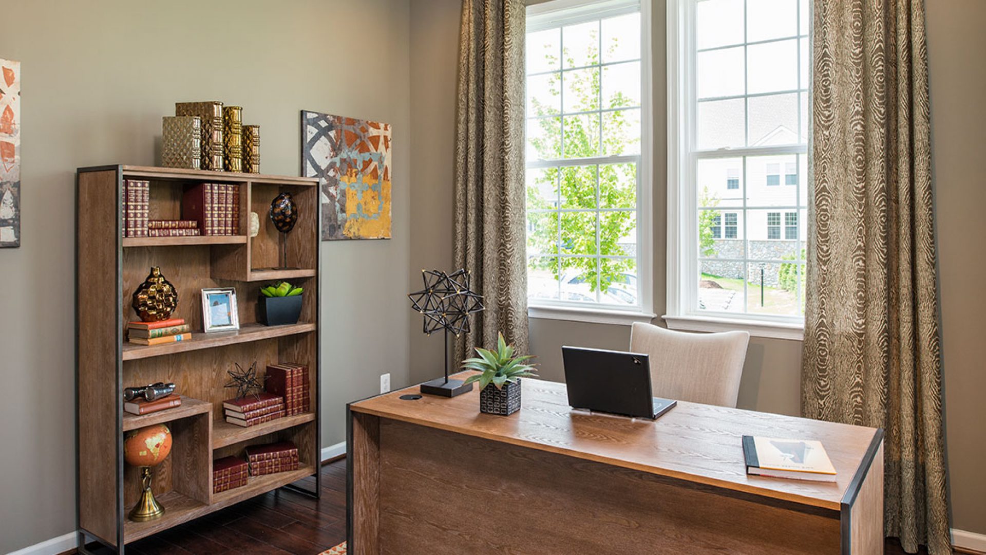 Virginia Lennar Home Office