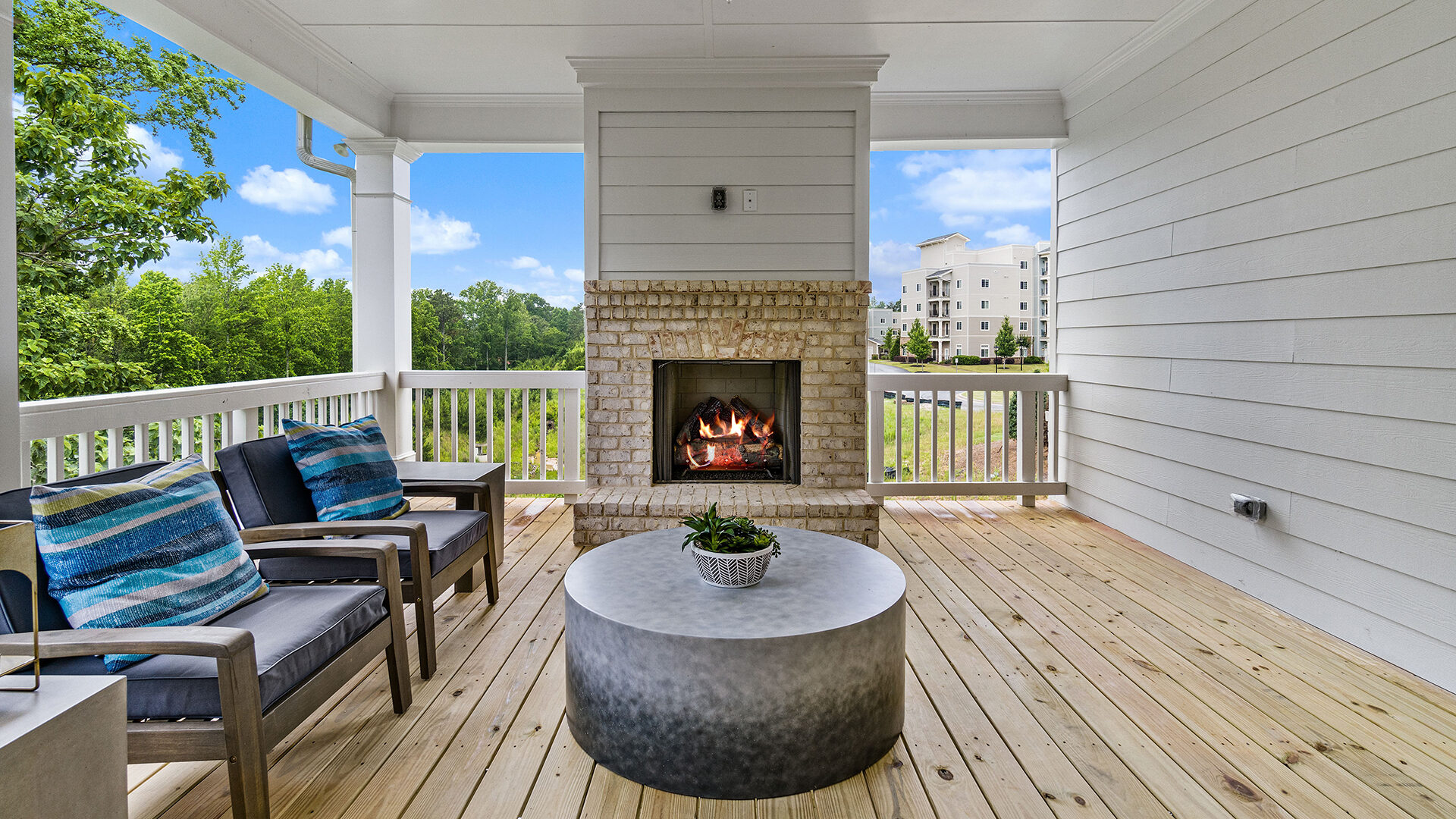 Vista at Windermere patio