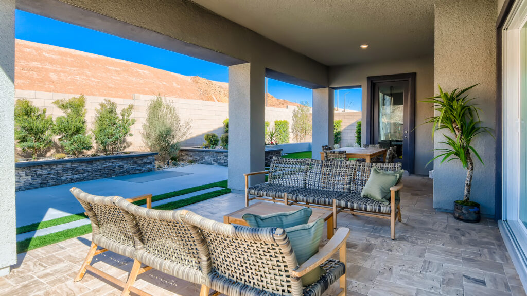 Lennar Reverie outdoor patio space