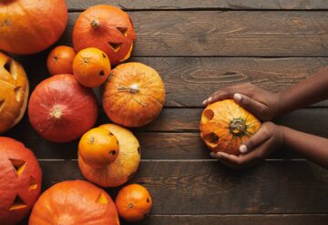 Fall decor home tips with pumpkins