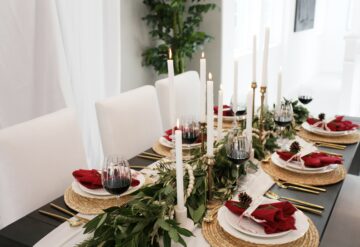 holiday dining table decor