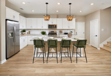 Lennar San Diego Trevi Cota Vera kitchen