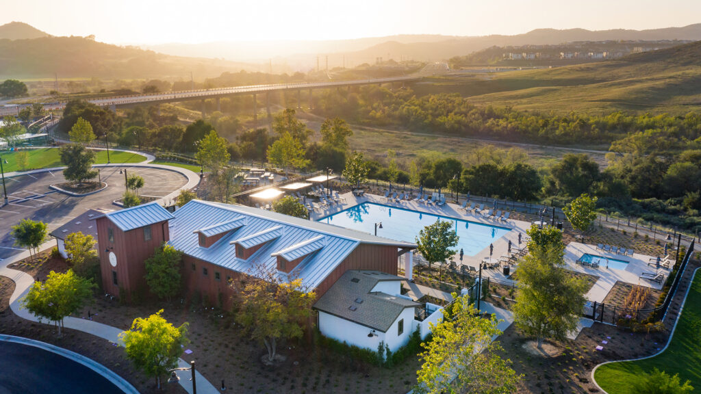 Lennar Rienda amenities