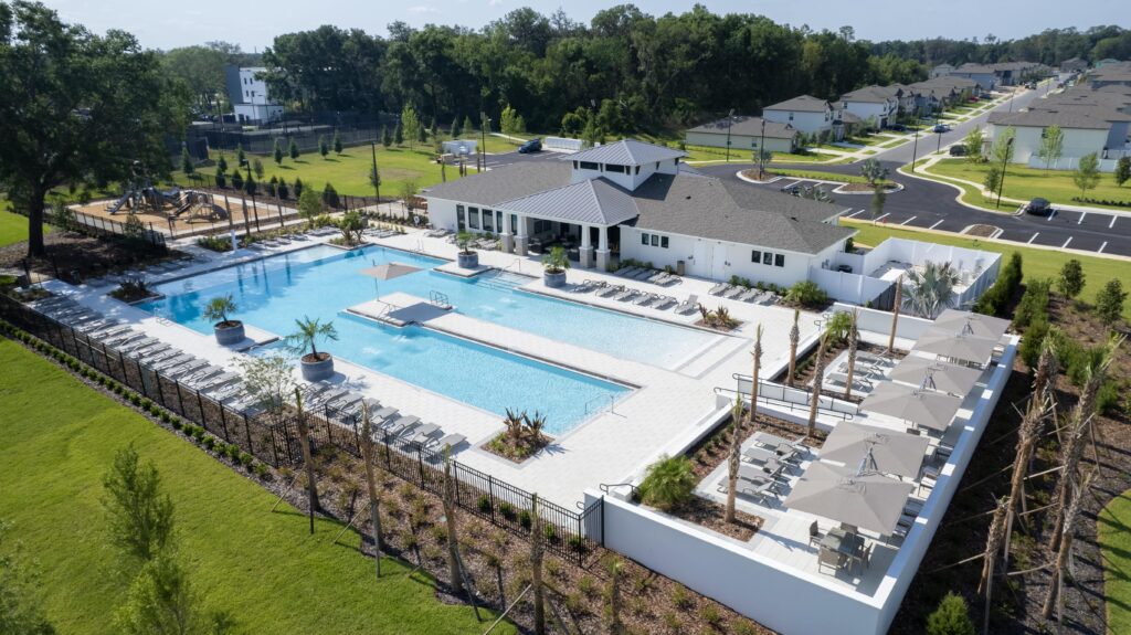 Abbott Square Amenities