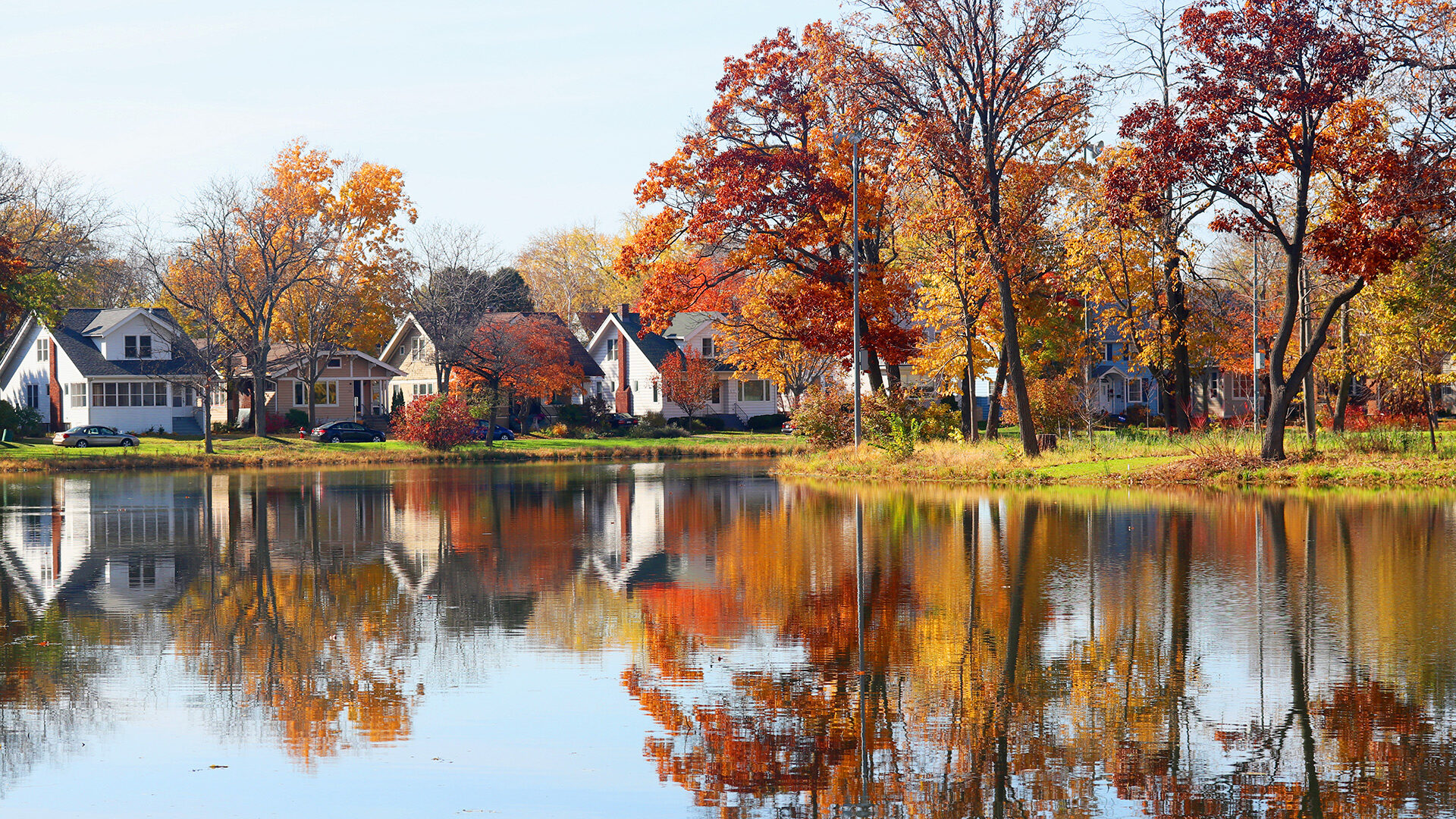 Madison Wisconsin Tenney Park neighborhood fall foliage