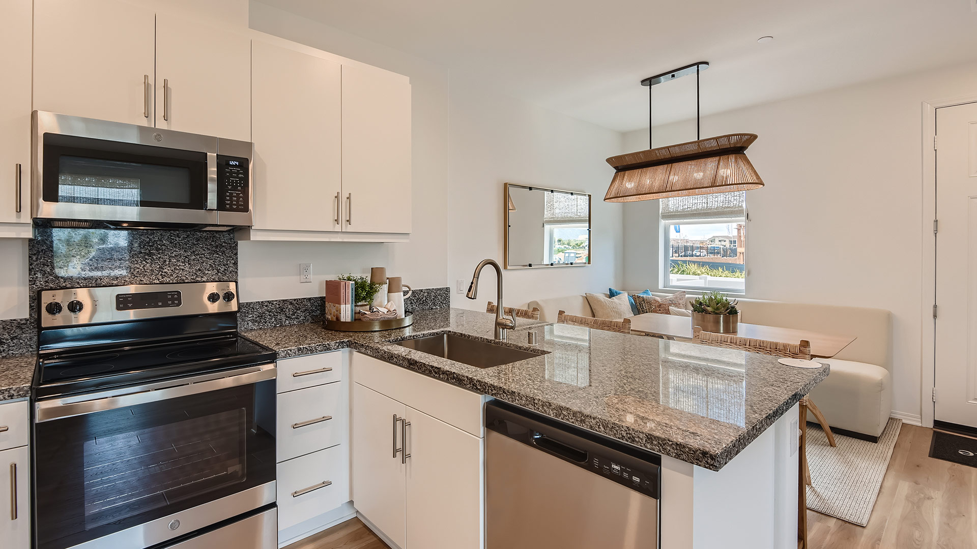 Lennar Horizon Place Residence Two kitchen