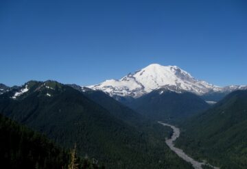 Mount Rainier Bonney Lake